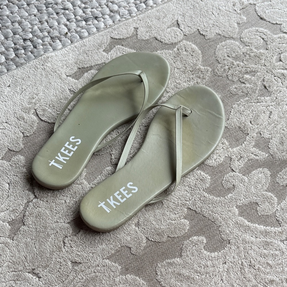 TKEES Women's Sage Green Sandals